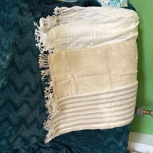 Elegant Cream and White Scarves